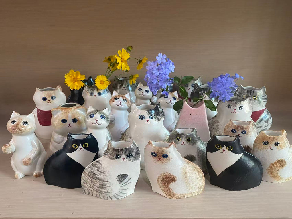 Custom Cat Vase – Handmade Ceramic Vase Sculpted from Your Cat's Photo