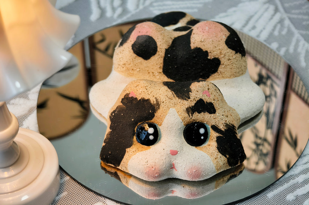 Handmade Ceramic Cat Phone Stand | Calico Cat, Gift for Cat Lovers